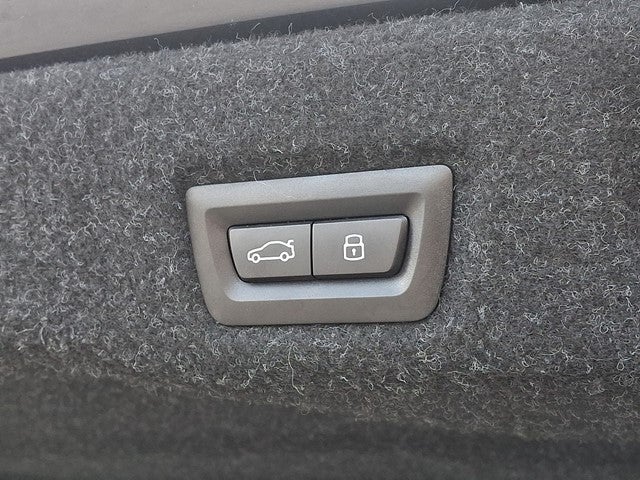 2025 BMW i5 eDrive40