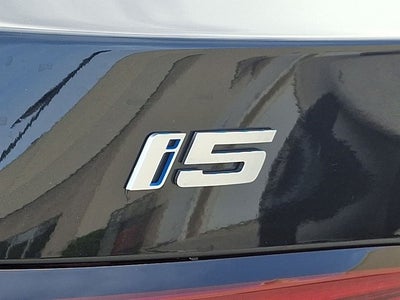 2025 BMW i5 eDrive40
