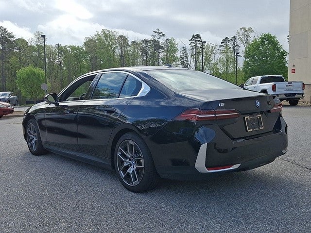 2025 BMW i5 eDrive40