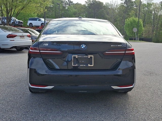2025 BMW i5 eDrive40