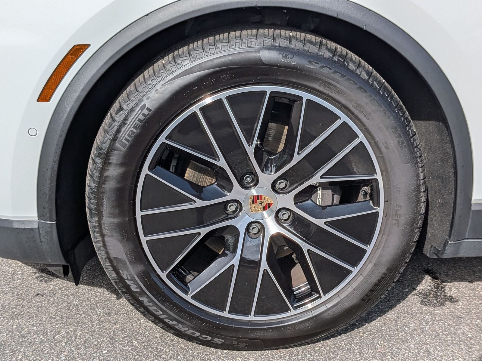 2025 Porsche Macan Electric 4