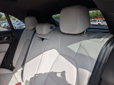 2025 Porsche Macan Electric 4