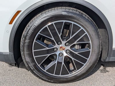 2025 Porsche Macan Electric 4