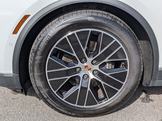 2025 Porsche Macan Electric 4