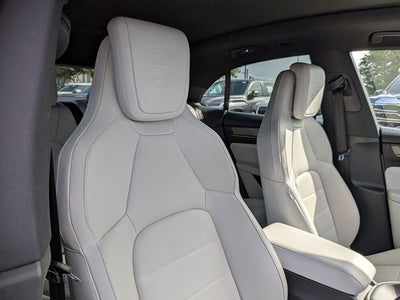 2025 Porsche Macan Electric 4