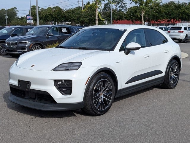 2025 Porsche Macan Electric 4
