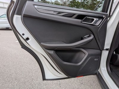 2021 Porsche Macan S