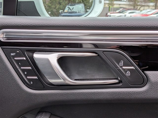 2021 Porsche Macan S