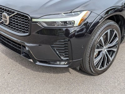 2023 Volvo XC60 B6 Ultimate Dark Theme