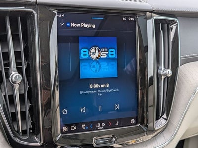 2023 Volvo XC60 B6 Ultimate Dark Theme