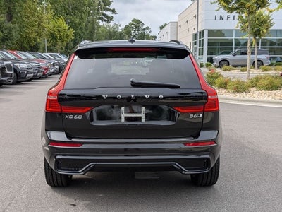 2023 Volvo XC60 B6 Ultimate Dark Theme