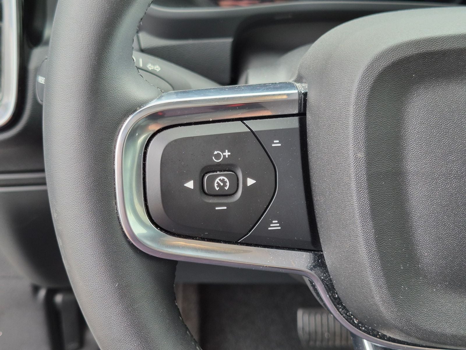 2023 Volvo C40 Recharge Pure Electric Ultimate