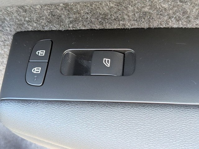 2023 Volvo C40 Recharge Pure Electric Ultimate