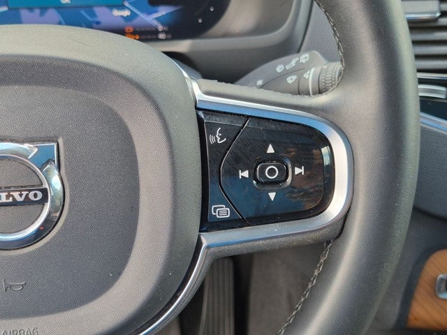 2023 Volvo XC90 Recharge Plug-In Hybrid T8 Plus Dark Theme 7 Passenger