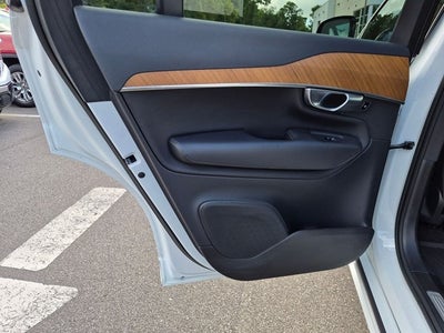 2023 Volvo XC90 Recharge Plug-In Hybrid T8 Plus Dark Theme 7 Passenger