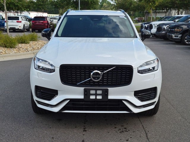 2023 Volvo XC90 Recharge Plug-In Hybrid T8 Plus Dark Theme 7 Passenger