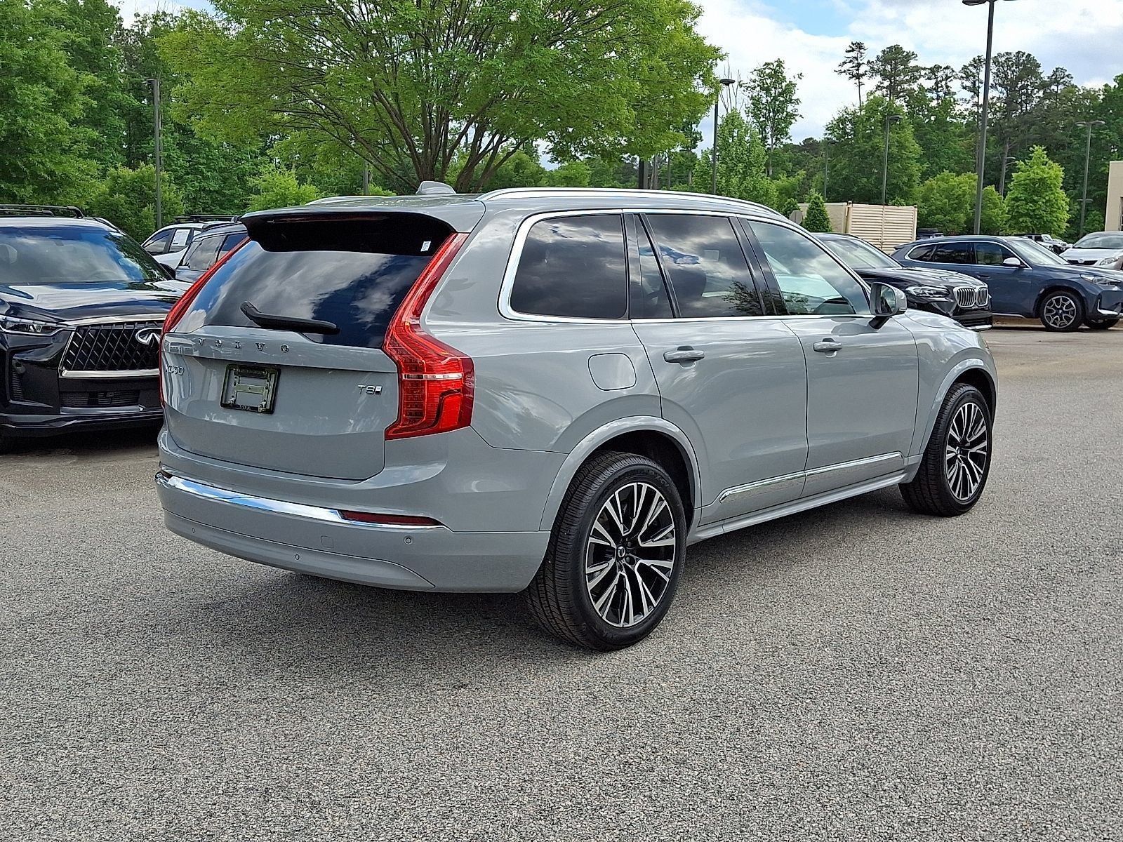 2025 Volvo XC90 Plug-In Hybrid T8 Core 7 Passenger
