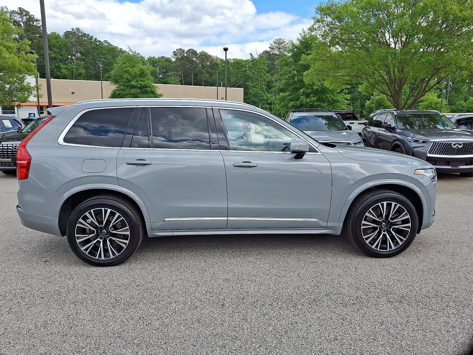2025 Volvo XC90 Plug-In Hybrid T8 Core 7 Passenger