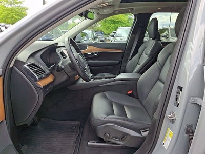 2025 Volvo XC90 Plug-In Hybrid T8 Core 7 Passenger