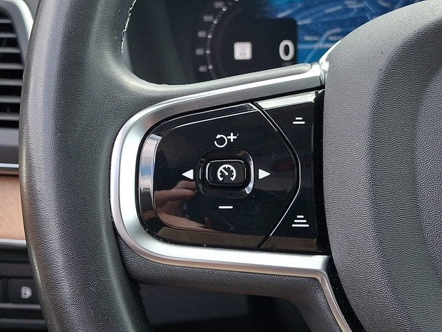 2025 Volvo XC90 Plug-In Hybrid T8 Core 7 Passenger