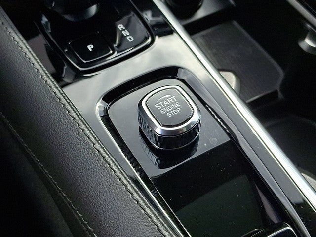 2025 Volvo XC90 Plug-In Hybrid T8 Core 7 Passenger