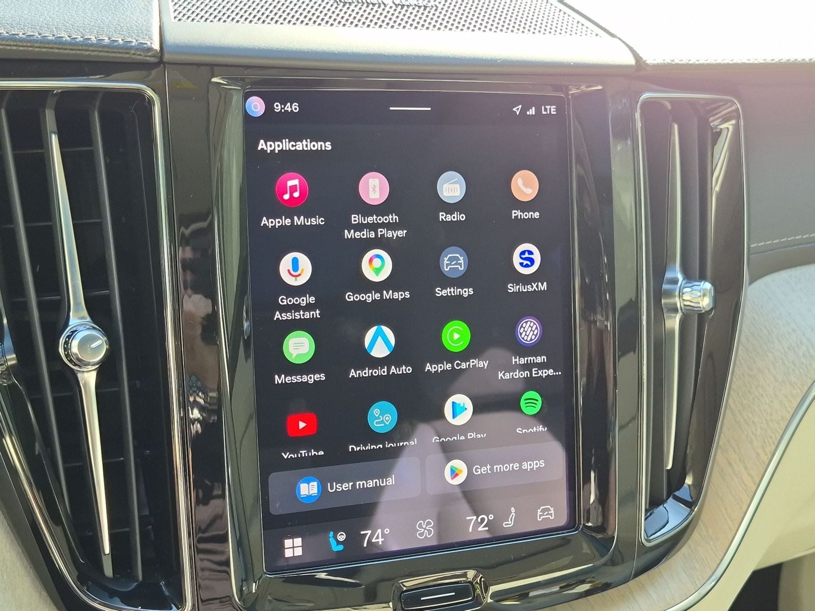 2022 Volvo XC60 B5 Inscription