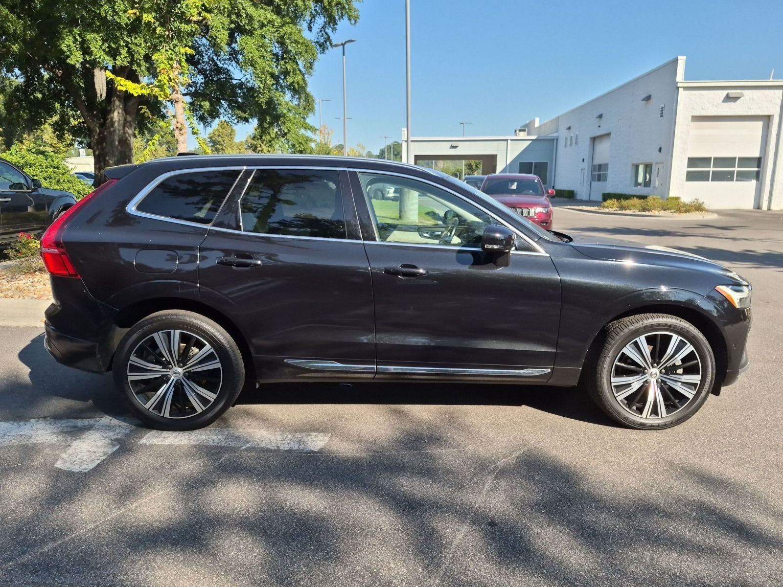 2022 Volvo XC60 B5 Inscription
