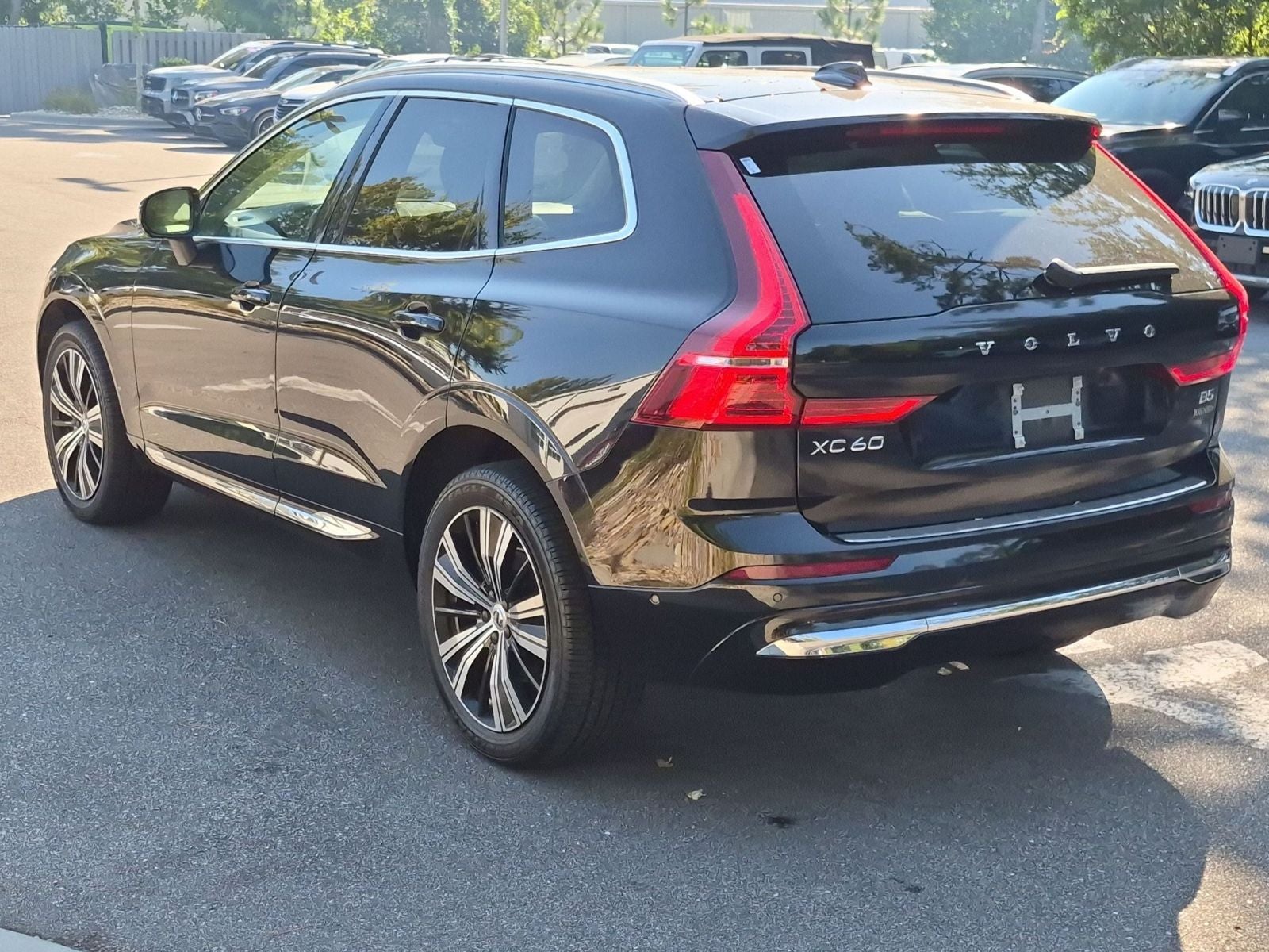 2022 Volvo XC60 B5 Inscription