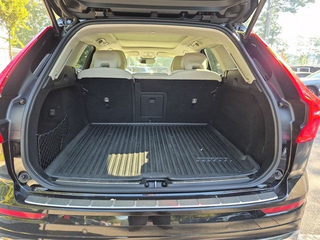 2022 Volvo XC60 B5 Inscription
