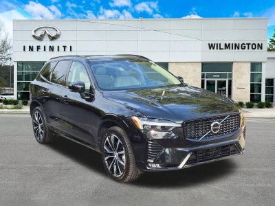 2024 Volvo XC60 B5 Ultimate Dark Theme