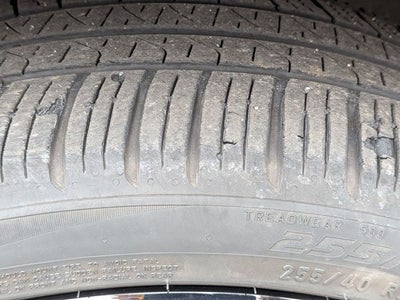 2023 Volvo XC60 B5 Ultimate Dark Theme