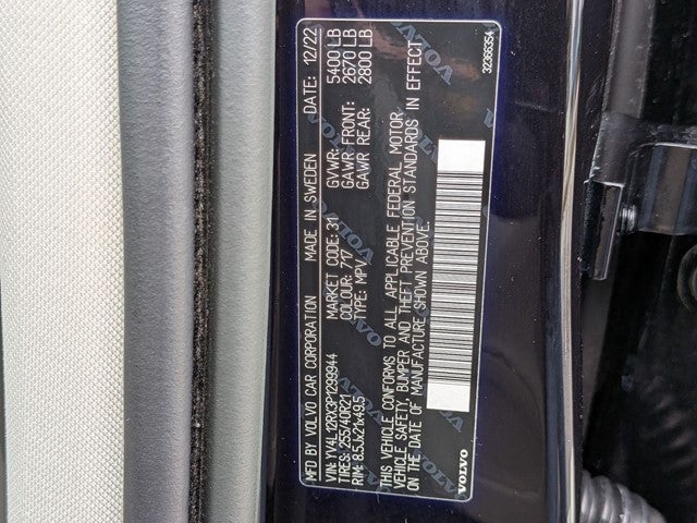 2023 Volvo XC60 B5 Ultimate Dark Theme