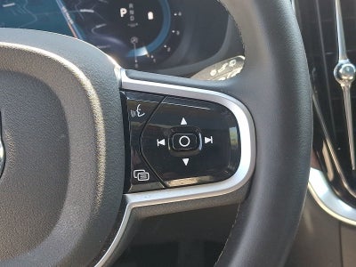 2025 Volvo V60 Cross Country B5 Plus