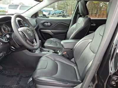 2022 Jeep Cherokee Latitude Lux