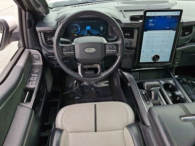 2023 Ford F-150 Lightning Platinum