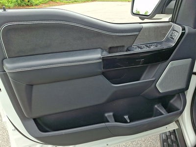 2023 Ford F-150 Lightning Platinum