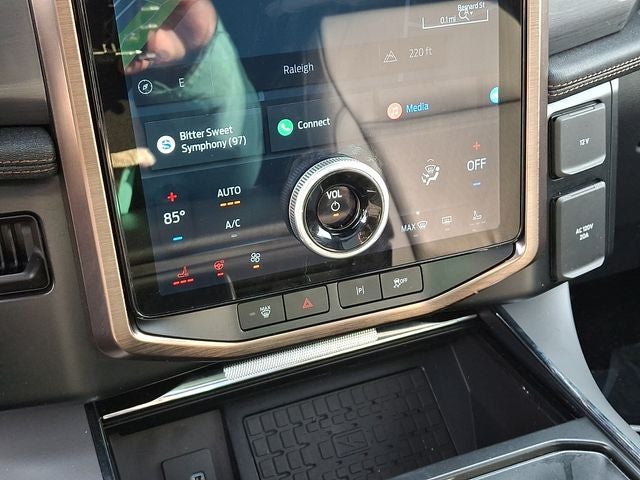 2024 Ford F-150 Lightning Lariat