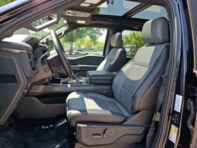 2025 Ford F-150 Lightning Lariat
