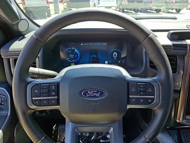 2025 Ford F-150 Lightning Lariat