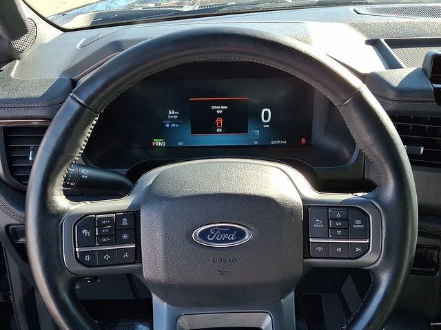 2022 Ford F-150 Lightning Lariat