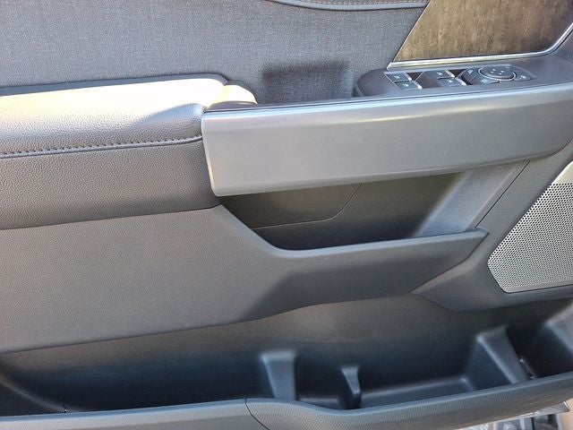 2022 Ford F-150 Lightning Lariat