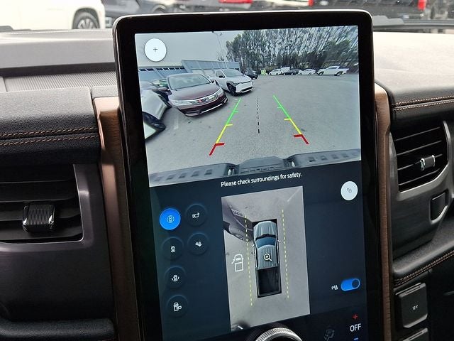 2023 Ford F-150 Lightning Lariat