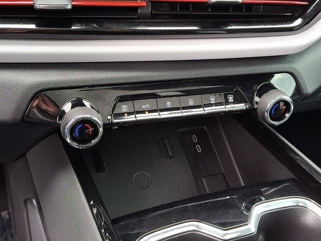 2025 Chevrolet Silverado EV RST