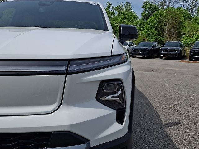 2025 Chevrolet Silverado EV LT