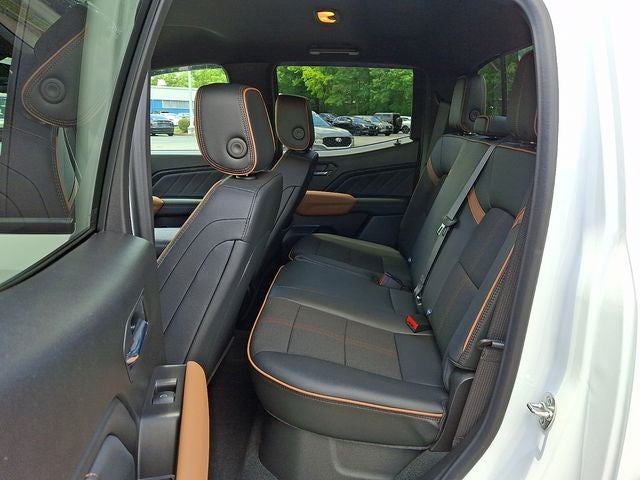 2025 GMC Canyon AT4