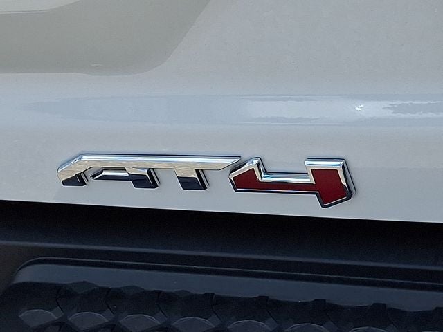 2025 GMC Canyon AT4