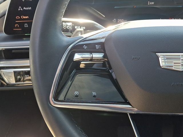 2024 Cadillac LYRIQ Tech