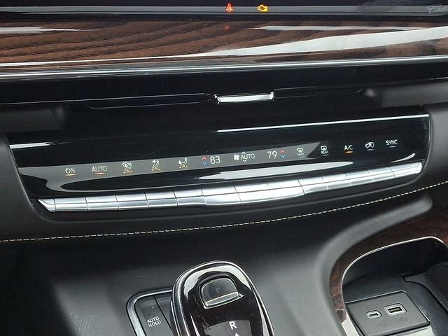 2022 Cadillac Escalade Premium Luxury Platinum