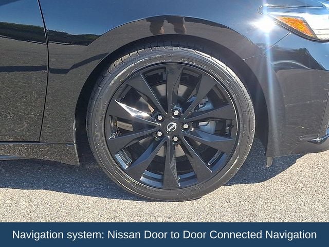 2023 Nissan Maxima SR