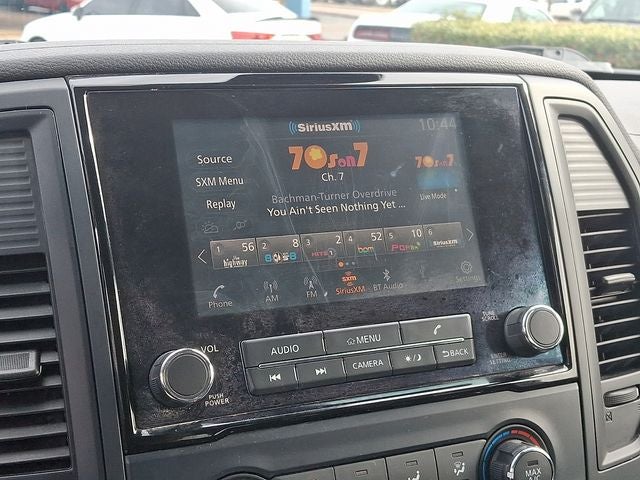 2022 Nissan Titan SV